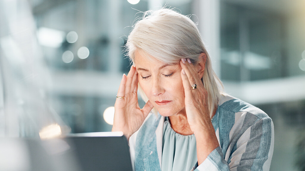 Bisshebung mit Vollkeramik 3 OLZE Fachartikel Bisshebung Vollkeramik Folgen